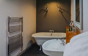 White Lion Hotel