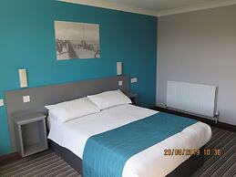 Oyster Fleet Hotel