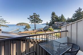 Mayne Island Resort