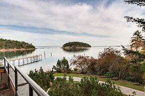 Mayne Island Resort