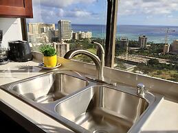 Hawaiian Monarch by Hawaii Ocean Club