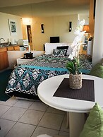 Hawaiian Monarch by Hawaii Ocean Club