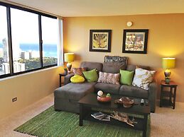 Hawaiian Monarch by Hawaii Ocean Club