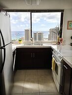 Hawaiian Monarch by Hawaii Ocean Club