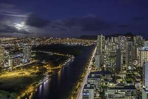 Hawaiian Monarch by Hawaii Ocean Club