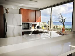 Hawaiian Monarch by Hawaii Ocean Club