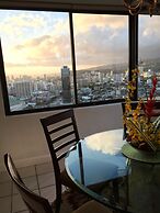 Hawaiian Monarch by Hawaii Ocean Club