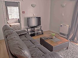 Newlands Court Motel