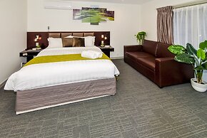 Newlands Court Motel