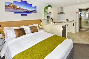 Newlands Court Motel