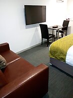 Newlands Court Motel