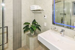 Newlands Court Motel