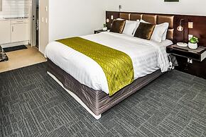 Newlands Court Motel