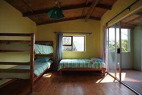 Buccaneers Backpackers