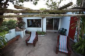 Buccaneers Backpackers