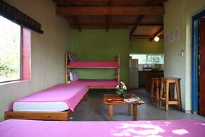 Buccaneers Backpackers