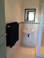 Buccaneers Backpackers