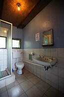 Buccaneers Backpackers