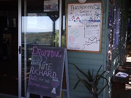 Buccaneers Backpackers