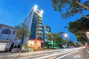 Amanda Hotel