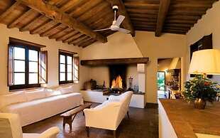 Borgo Lucignanello Bandini