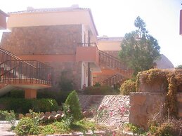 Catherine Plaza Hotel