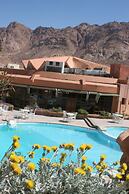 Catherine Plaza Hotel