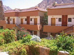 Catherine Plaza Hotel