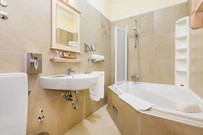 Integrated Hotel Arbia-Margita