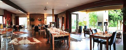 Lily Pond Country Lodge