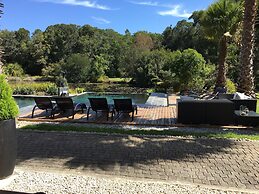 Lily Pond Country Lodge