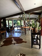 Lily Pond Country Lodge