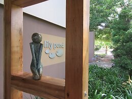 Lily Pond Country Lodge