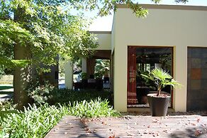 Lily Pond Country Lodge