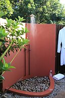 Lily Pond Country Lodge