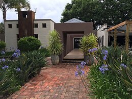 Lily Pond Country Lodge