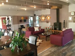 Lily Pond Country Lodge