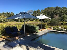 Lily Pond Country Lodge