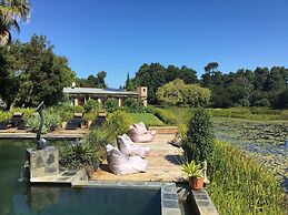 Lily Pond Country Lodge