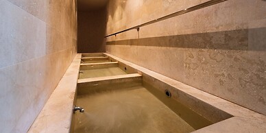 A.Roma Lifestyle Hotel