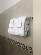 Kingston Paradise Place Rooms