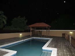 Kingston Paradise Place Rooms