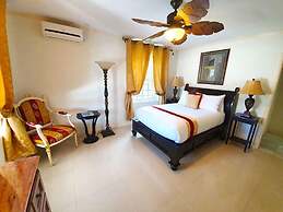 Ocean West Boutique Hotel