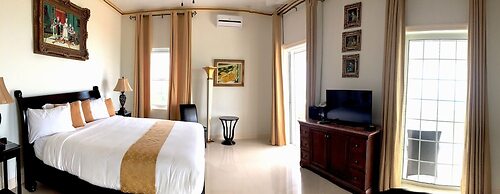 Ocean West Boutique Hotel