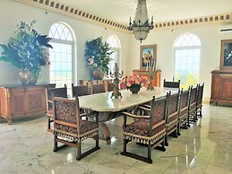 Ocean West Boutique Hotel