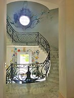 Ocean West Boutique Hotel