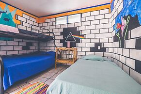 Pura Vida Hostel