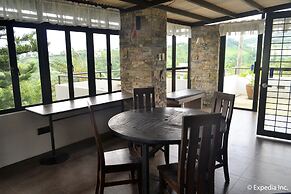 8 Suites By Fat Jimmy's