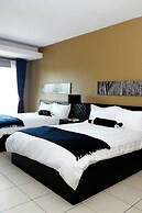 8 Suites By Fat Jimmy's