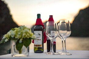 Halong Seasun Cruise